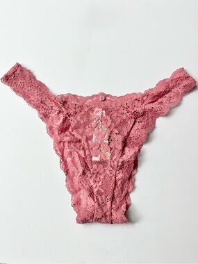 Victoria’s Secret Dream Angels Brazilian Lace Floral Panty Rose NWT L